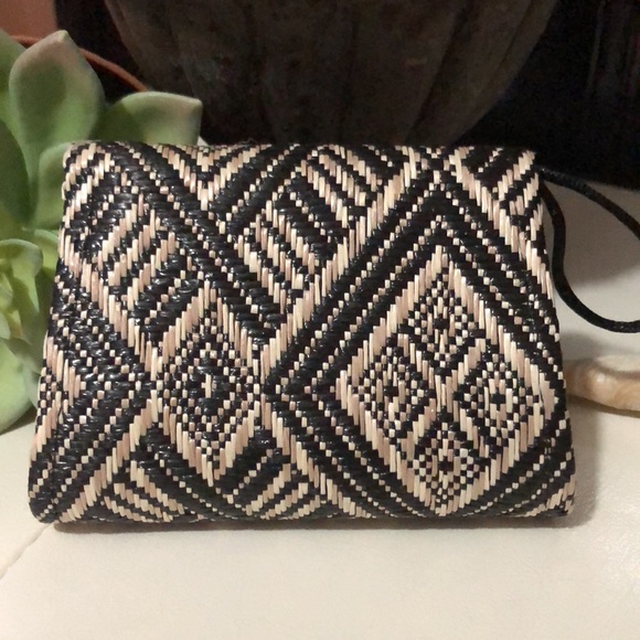 Mini Coin Purse-Woven Plastic & Cloth-Tan/Black-4x3-Snap Flap Closure-EUC - Picture 6 of 11